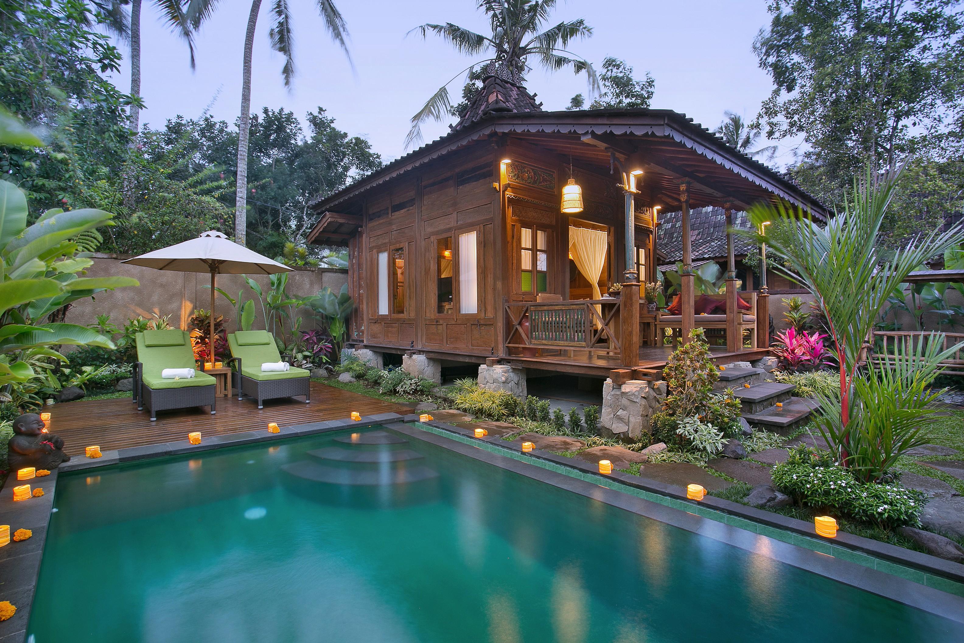 Pramana Watu Kurung Hotel Ubud Exterior foto A villa in Bali