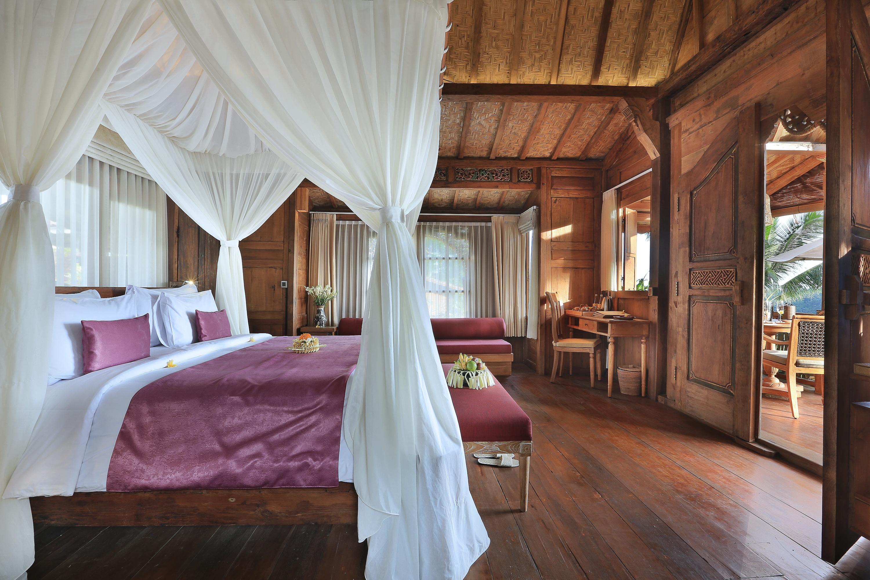 Pramana Watu Kurung Hotel Ubud Exterior foto A bedroom at the resort