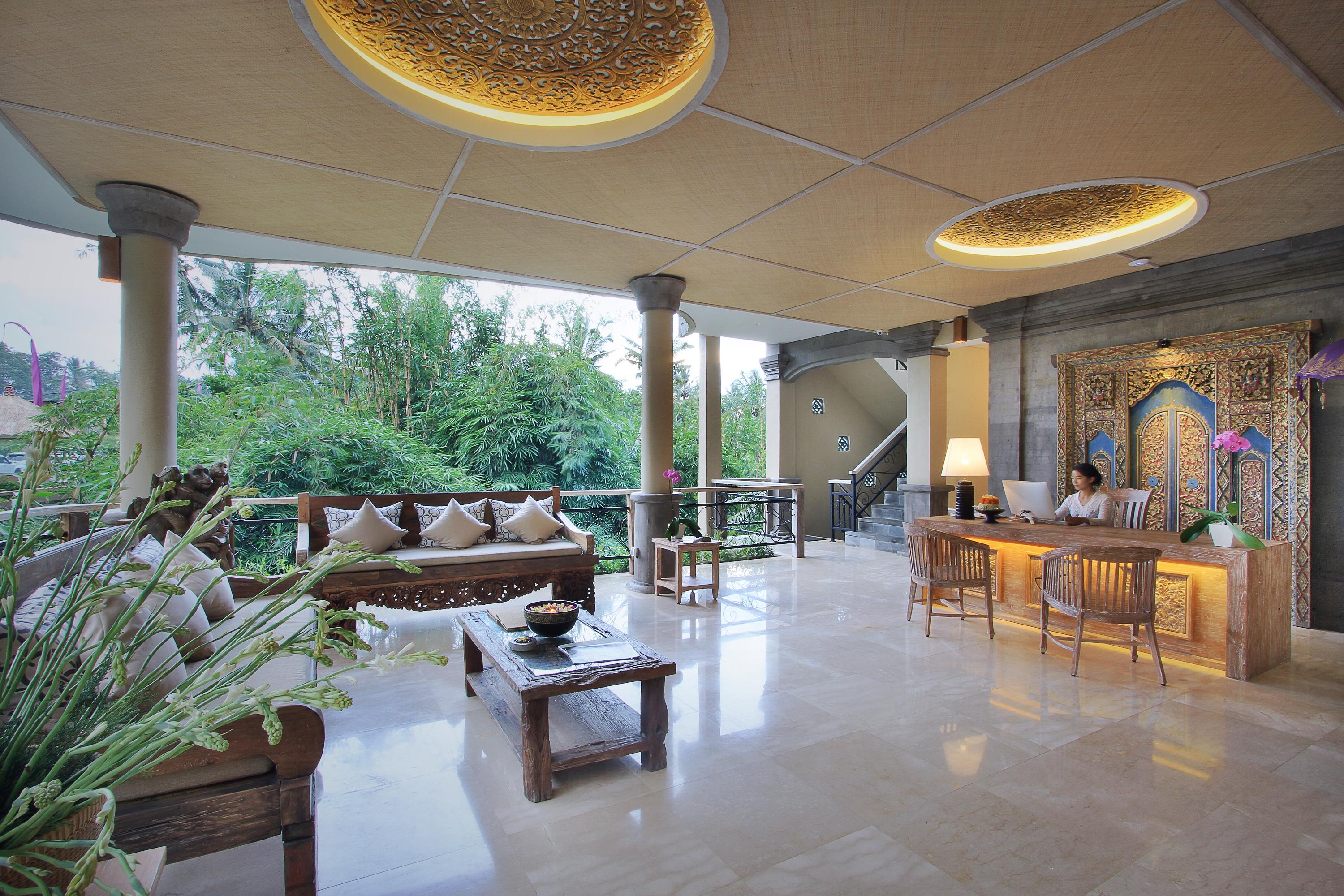 Pramana Watu Kurung Hotel Ubud Exterior foto The lobby of the hotel