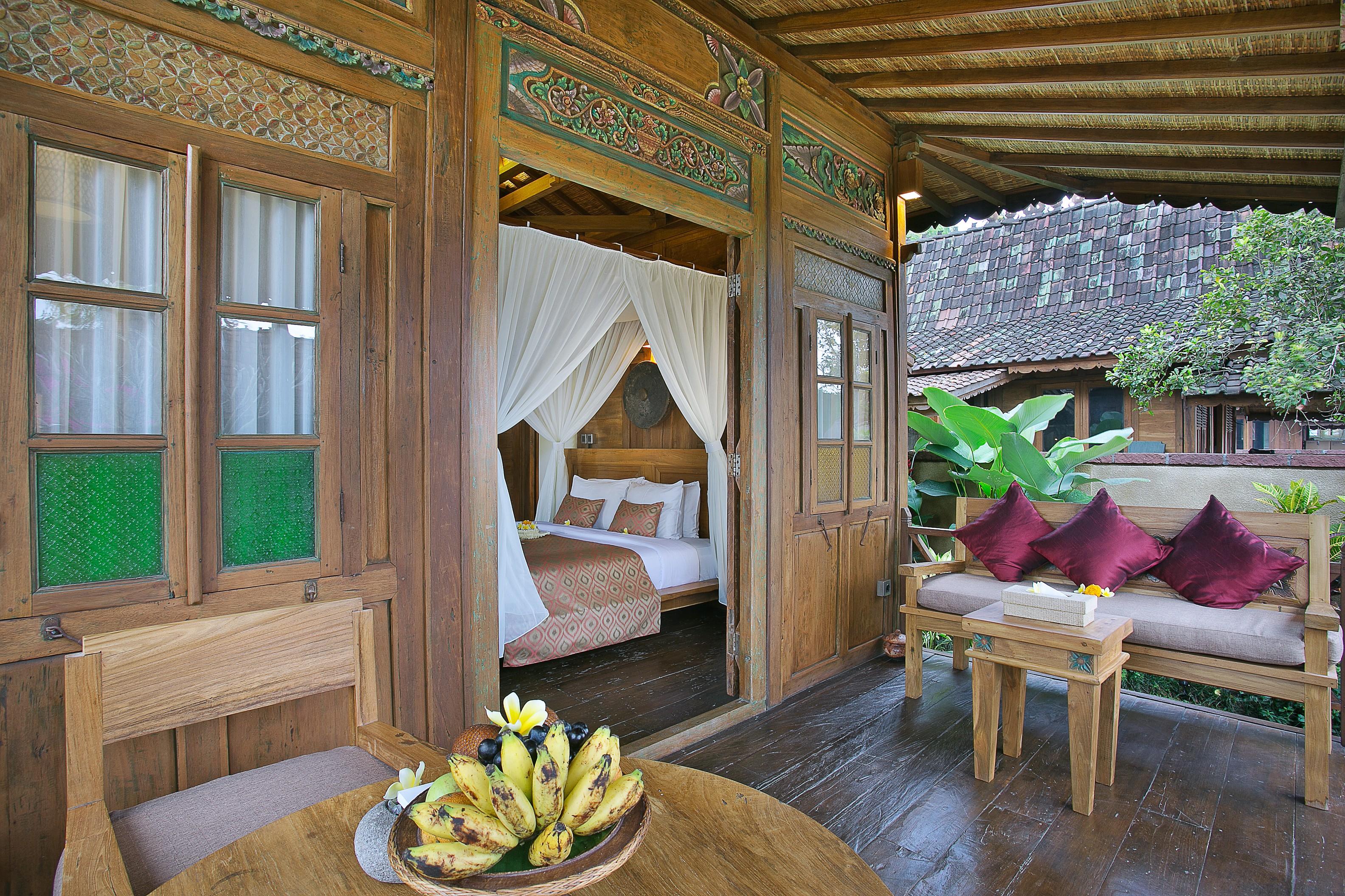 Pramana Watu Kurung Hotel Ubud Exterior foto A villa at the resort